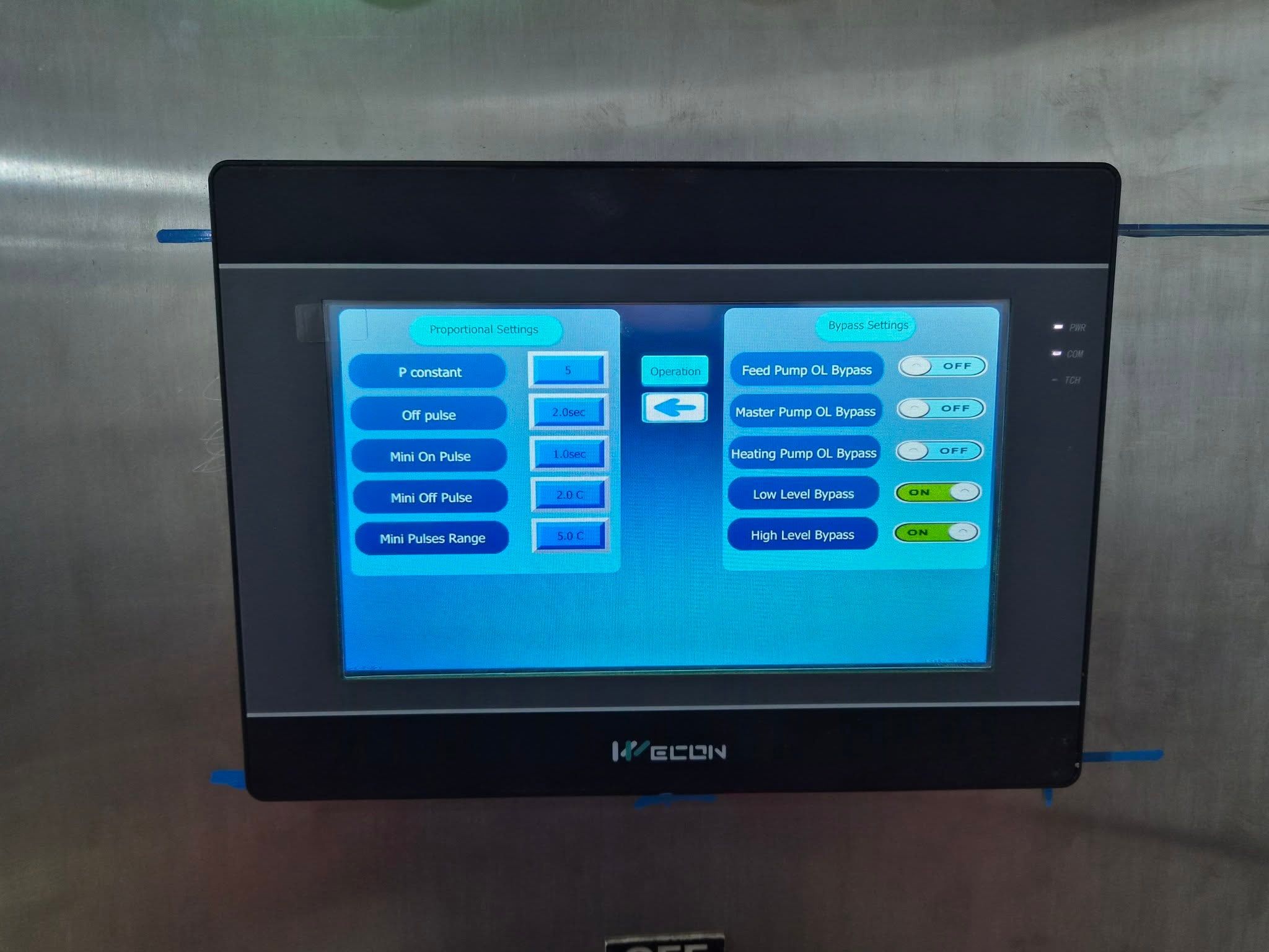 HMI settings screen with proportional temperature-control parameters and bypass settings